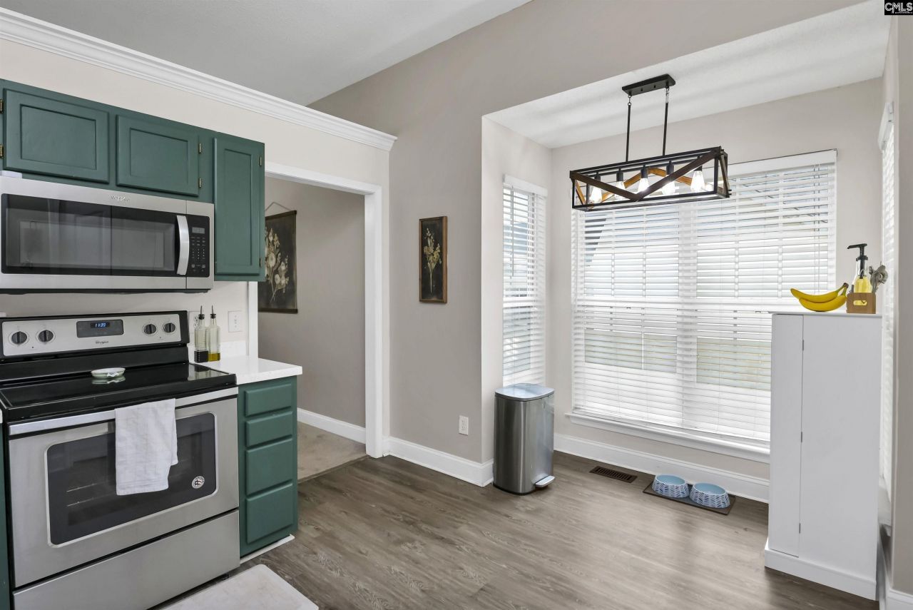 1 Cambridge Oaks Court  Photo 17