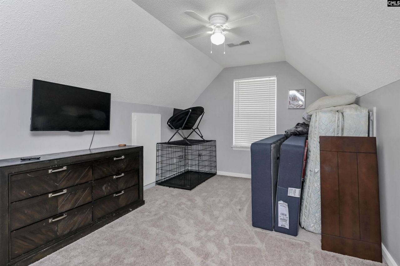 1 Cambridge Oaks Court  Photo 30