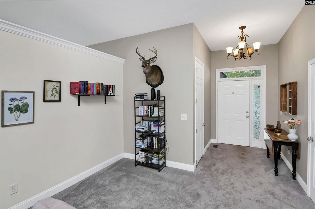 1 Cambridge Oaks Court  Photo 5