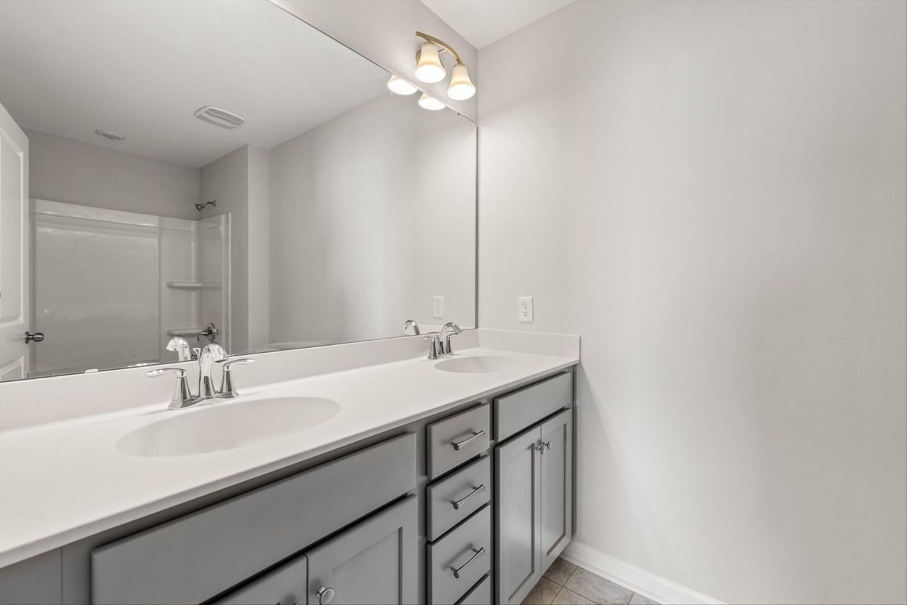 207 Palfrey Drive Photo 15