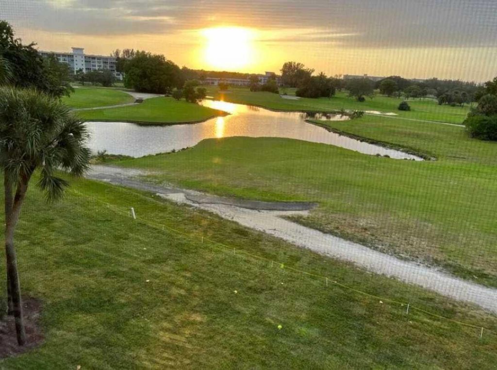 3050 N Palm Aire Drive, Unit 504, Pompano Beach, FL 33069 Photo