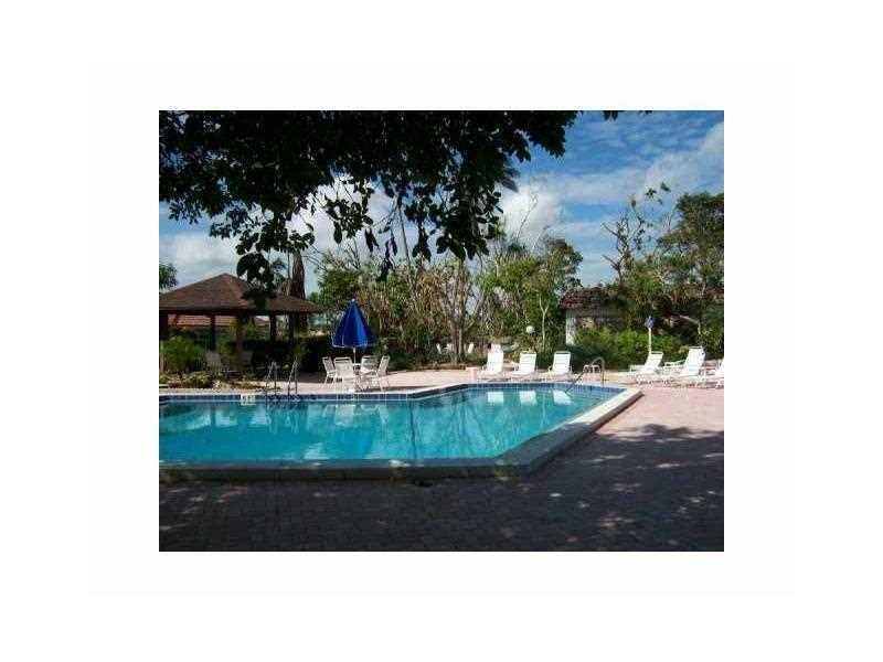 3050 N Palm Aire Drive, Unit 504, Pompano Beach, FL 33069 Photo