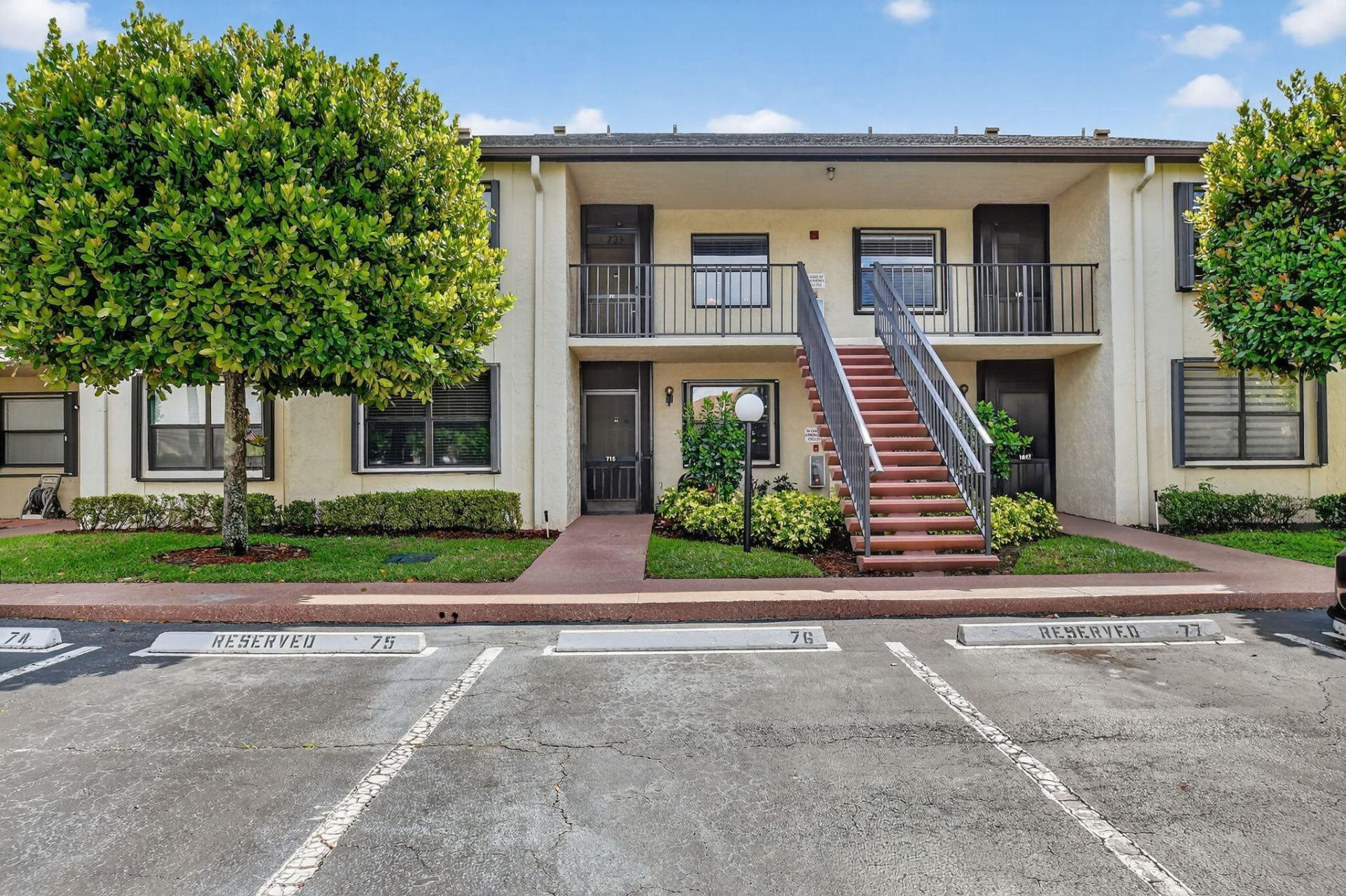 7855 Willow Spring Drive, Unit 725, Lake Worth, FL 33467 Photo