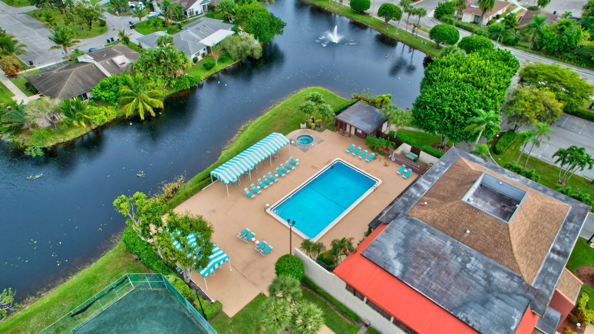 7855 Willow Spring Drive, Unit 725, Lake Worth, FL 33467 Photo