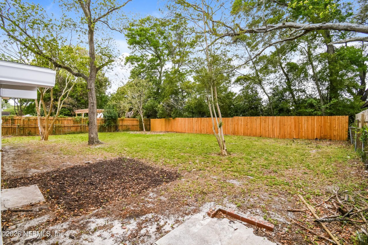 7227 Stonehurst Road N, Jacksonville, FL 32277 Photo