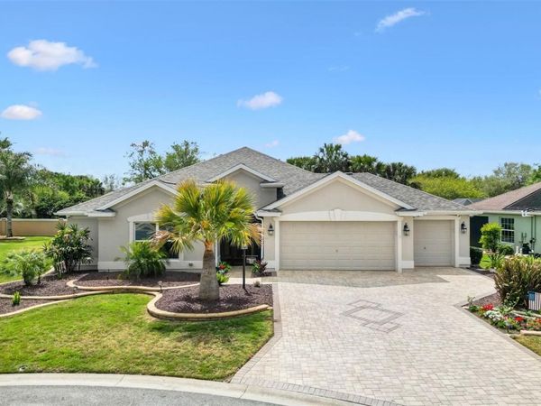 562 BRADFORD LOOP, THE VILLAGES, FL 32163