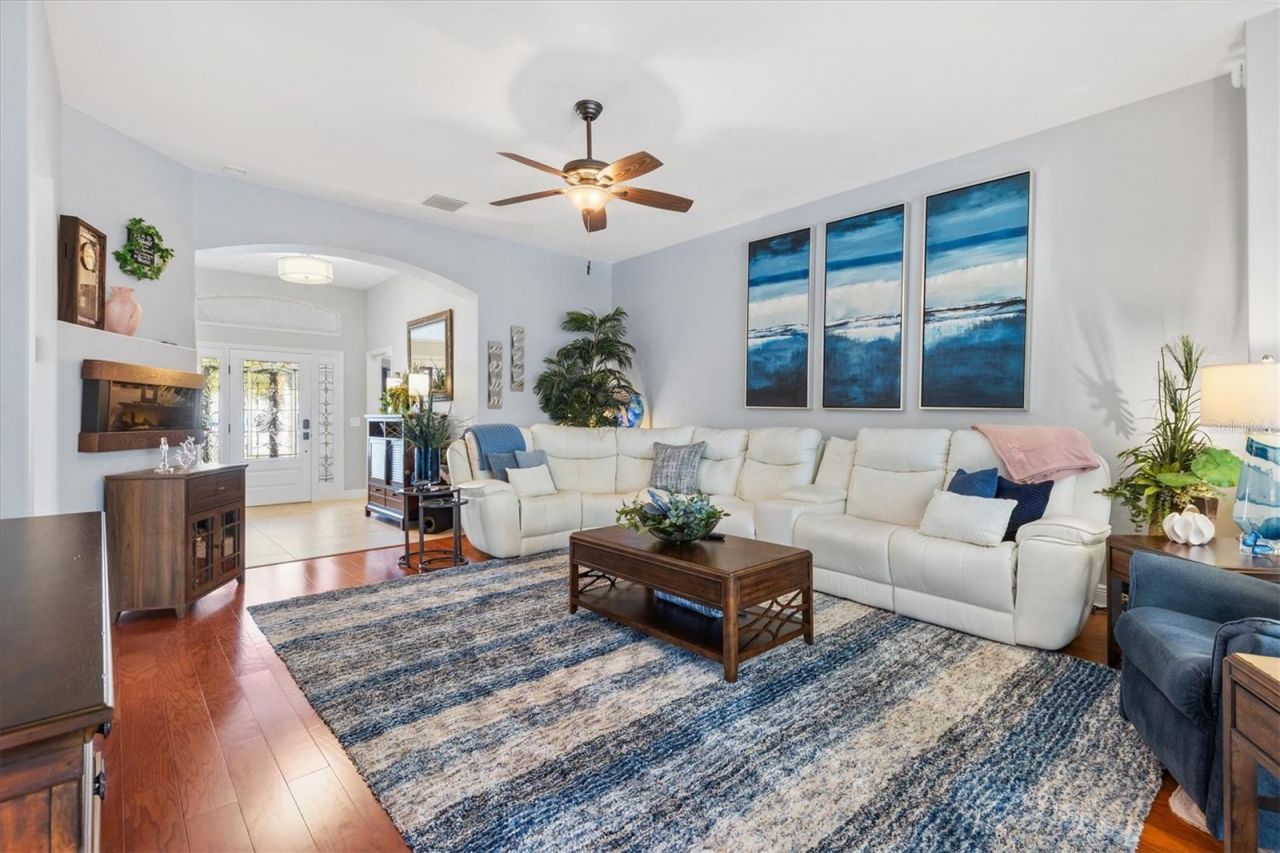 562 Bradford Loop, The Villages, FL 32163 Photo