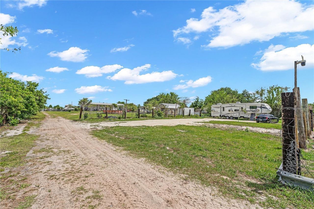 1321 Bluff Hammock Road , Lorida, FL 33857 Photo