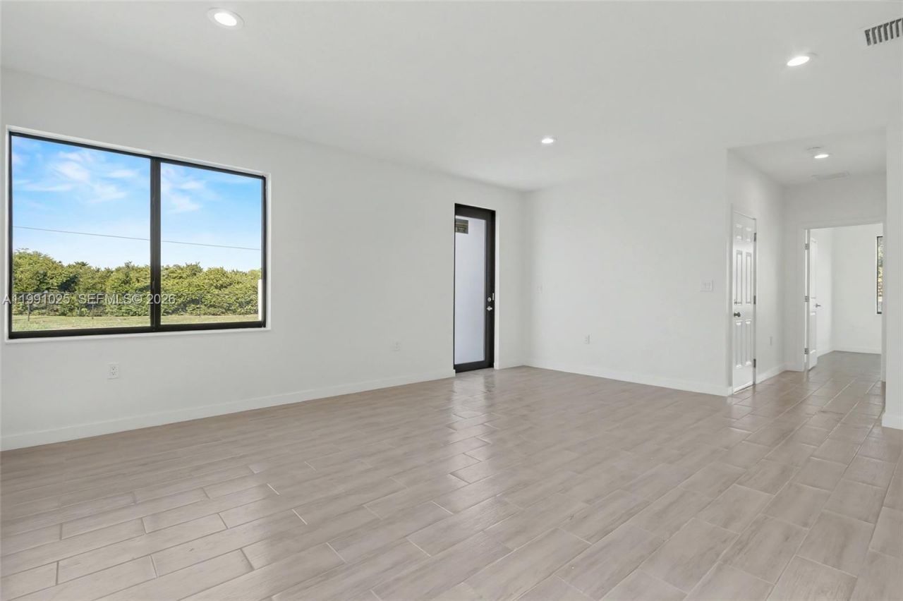 6140 SW 39th St , Miramar, FL 33023 Photo