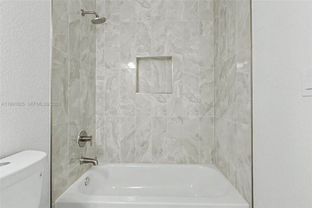 6140 SW 39th St , Miramar, FL 33023 Photo