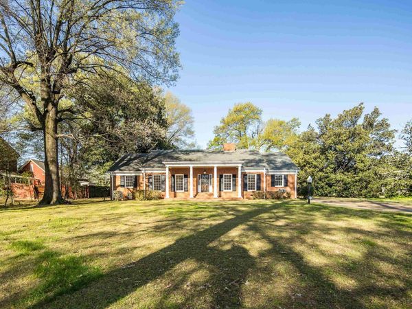 685 S PERKINS RD, Memphis, TN 38117