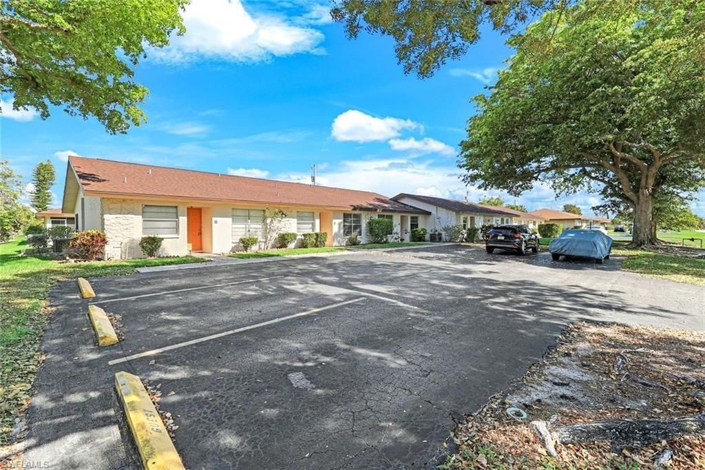 4611 SE 5th Pl , Unit 6, Cape Coral, FL 33904 Photo