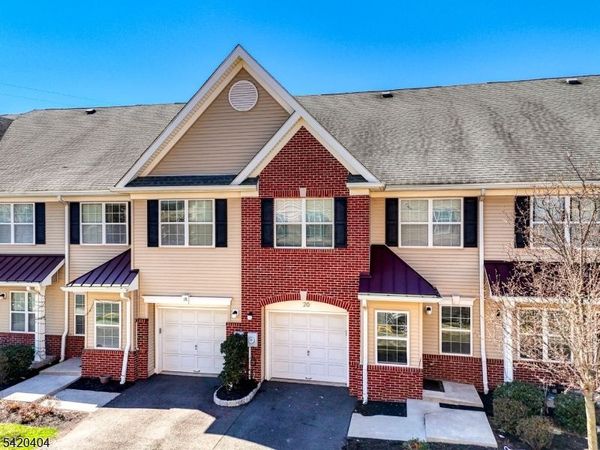 20 Andrews Way, Piscataway, NJ 08854