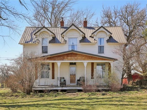 1031 NE 301 Road, Leeton, MO 64761