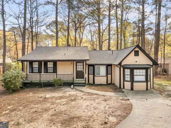 1038 River Bend Court, Riverdale, GA 30296