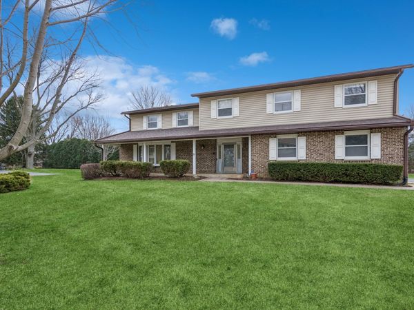 5017 Kenneth Drive , Crystal Lake, IL 60014