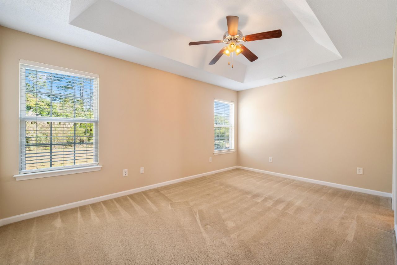 568 Cottage Oaks Circle Photo 17