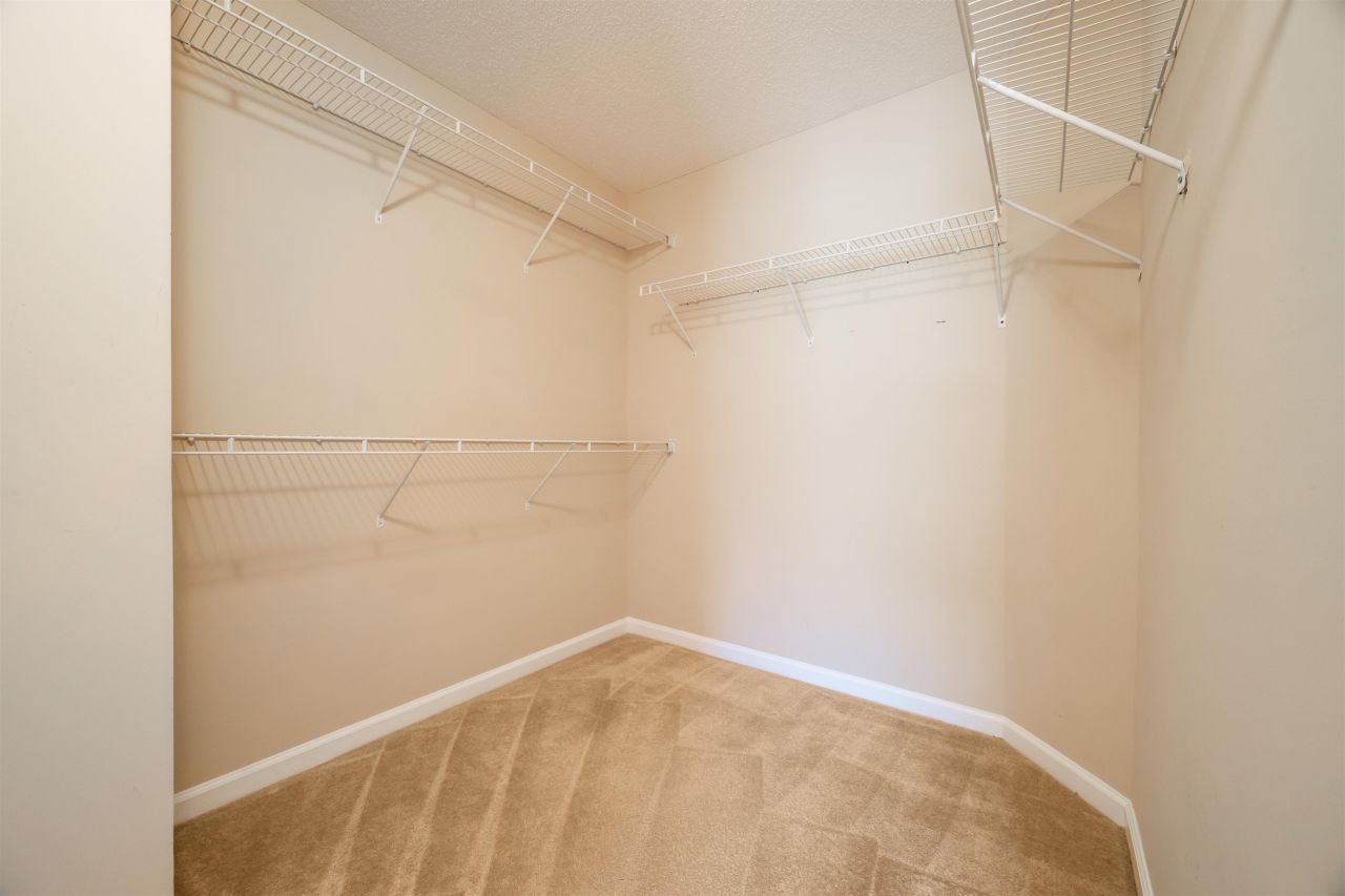 568 Cottage Oaks Circle Photo 19