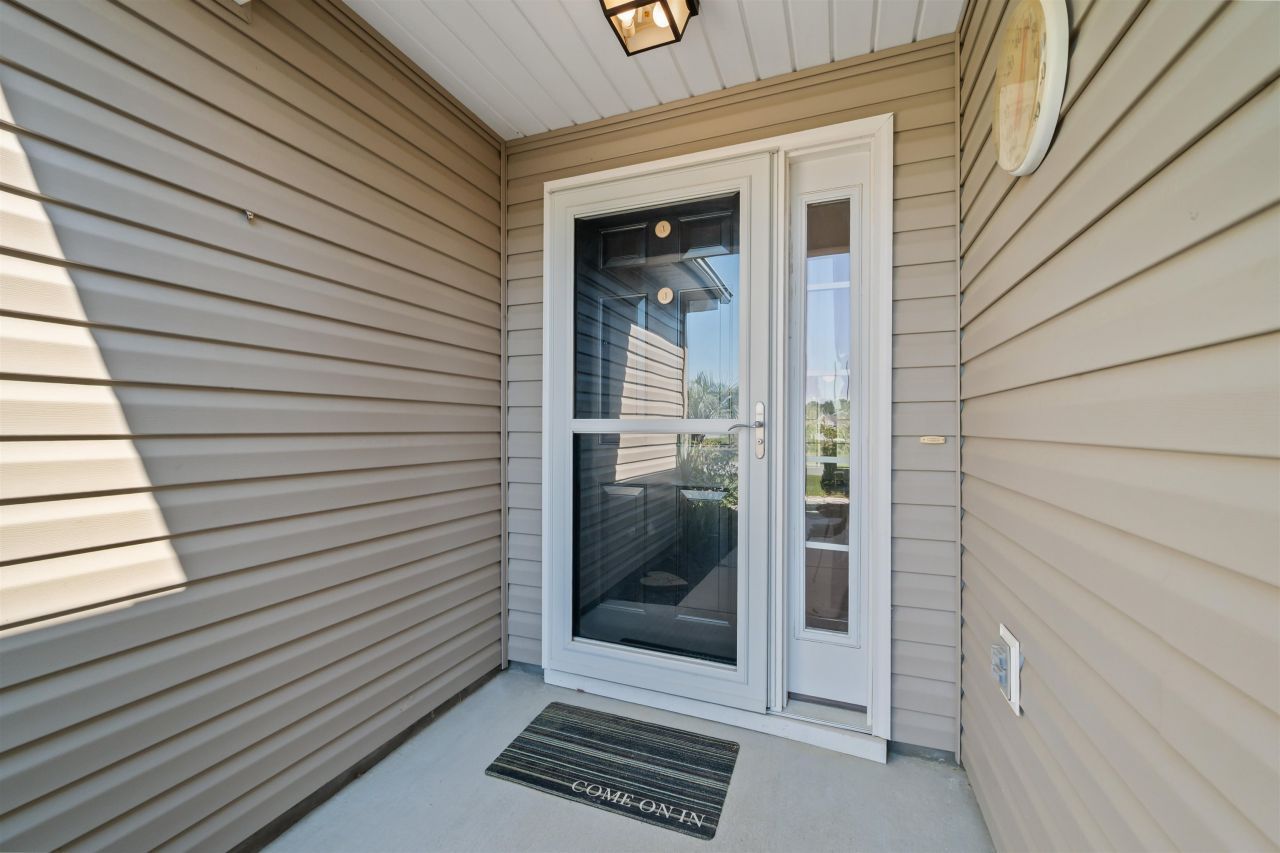 568 Cottage Oaks Circle Photo 8