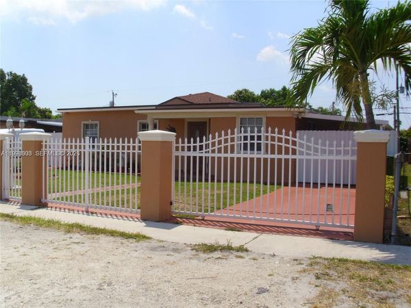 50 E 43rd St, Hialeah, FL 33013