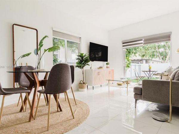 8765 NW 22nd Place , Miami, FL 33147