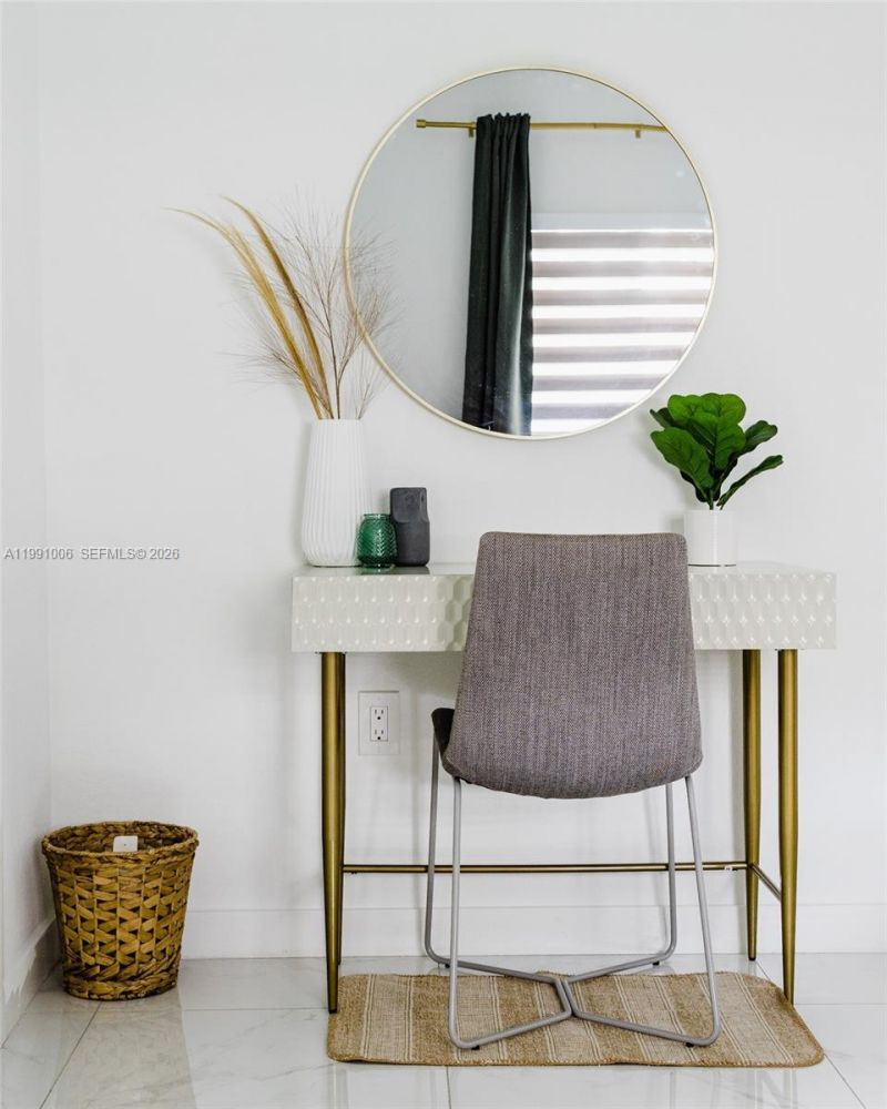 8765 NW 22nd Place , Miami, FL 33147 Photo