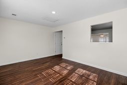 119 Macallan Court photo 4