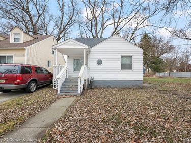 18220 Stout Street, Detroit, MI 48219