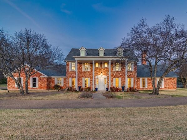 343 E Tripp Road, Sunnyvale, TX 75182