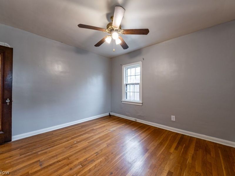 18405 Newell Road, Shaker Heights, OH 44122 Photo 12