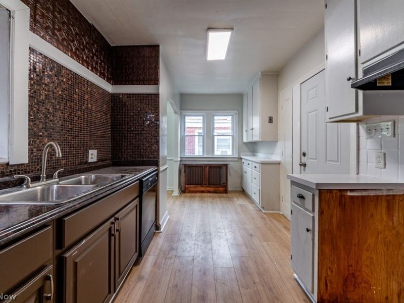 18405 Newell Road, Shaker Heights, OH 44122 Photo 23