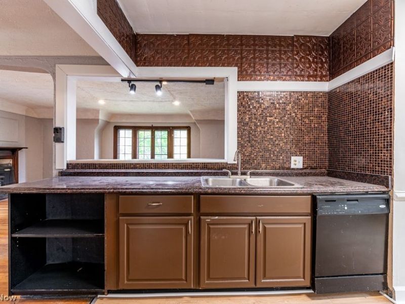 18405 Newell Road, Shaker Heights, OH 44122 Photo 25