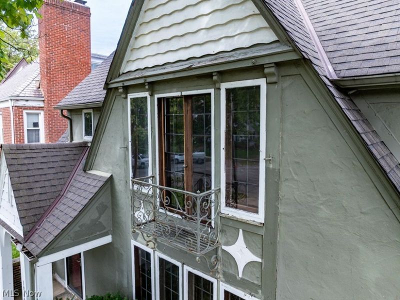 18405 Newell Road, Shaker Heights, OH 44122 Photo 39