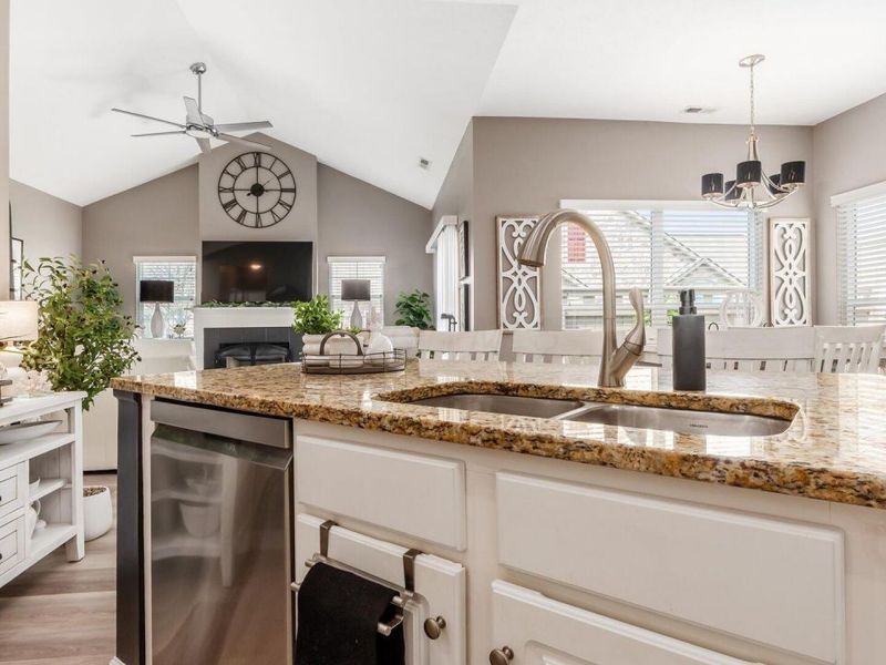 307 Nicholas Drive, Unit 46, Heath, OH 43056 Photo 11