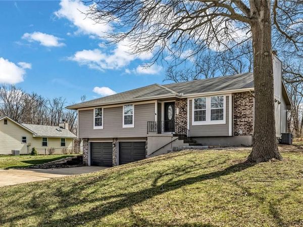 519 NE 112th Terrace, Kansas City, MO 64155