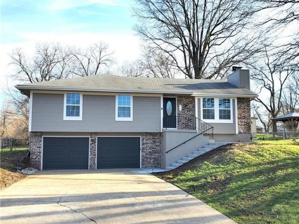 519 NE 112th Terrace, Kansas City, MO 64155