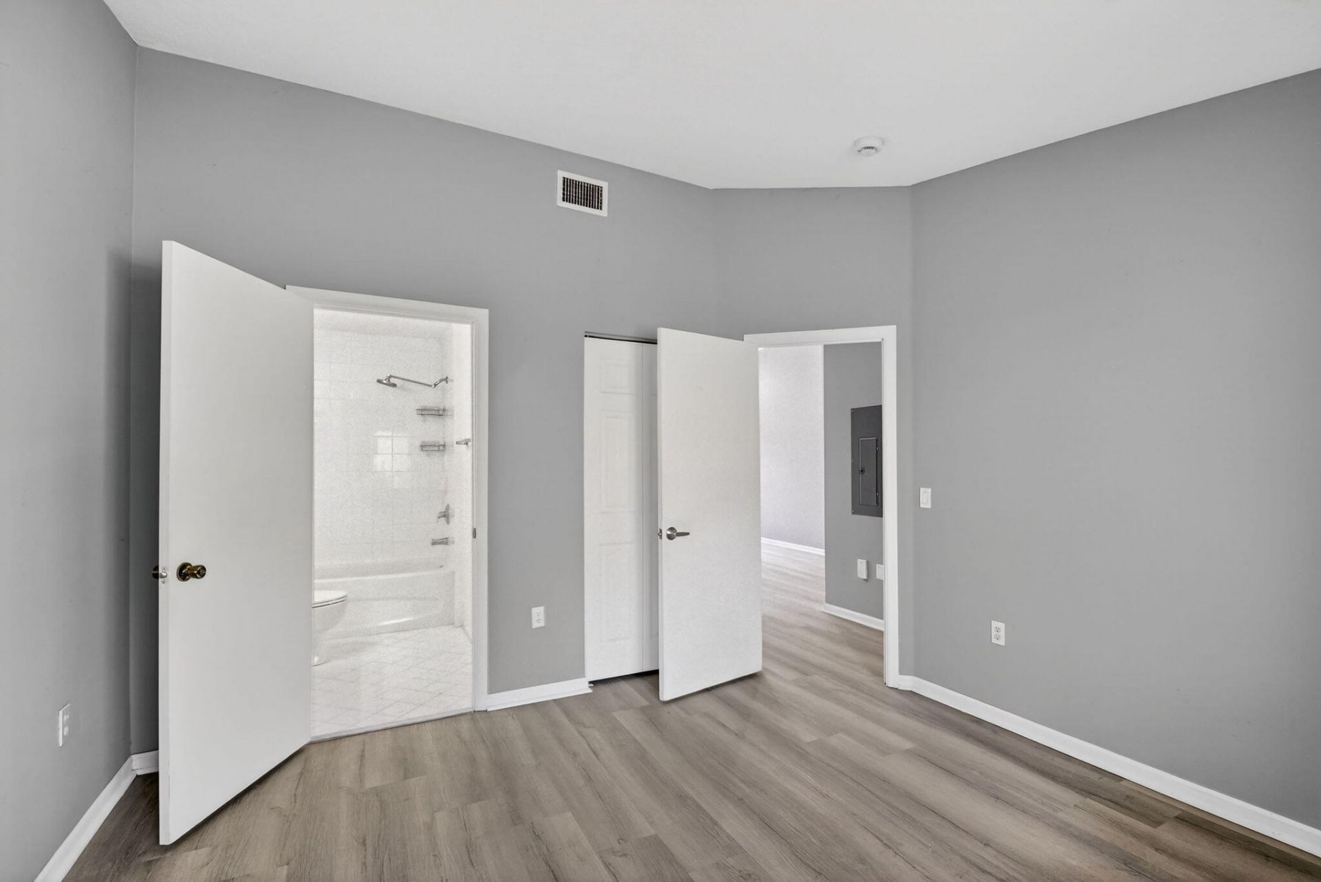 3790 N Jog Road, Unit 203, West Palm Beach, FL 33411 Photo