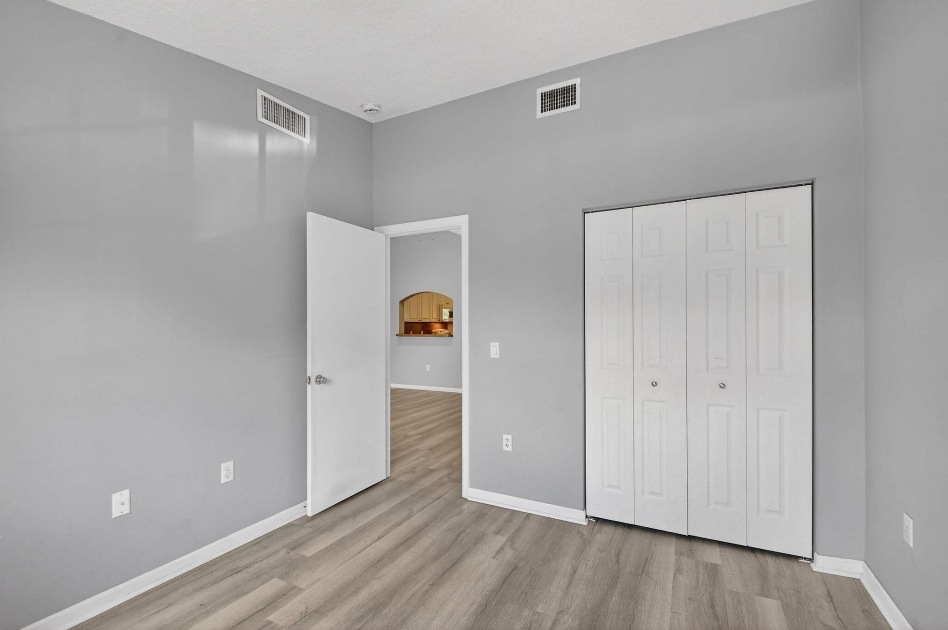 3790 N Jog Road, Unit 203, West Palm Beach, FL 33411 Photo