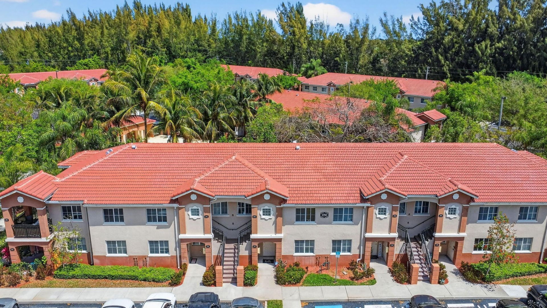 3790 N Jog Road, Unit 203, West Palm Beach, FL 33411 Photo