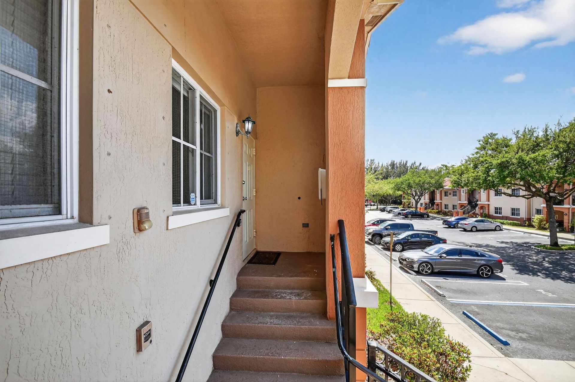 3790 N Jog Road, Unit 203, West Palm Beach, FL 33411 Photo