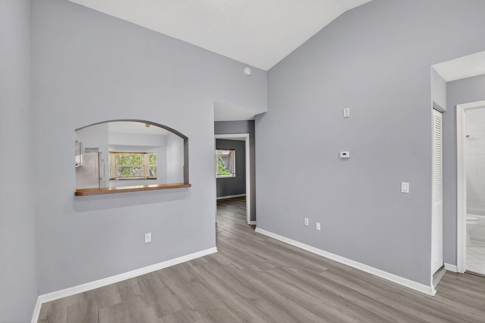 3790 N Jog Road, Unit 203, West Palm Beach, FL 33411 Photo