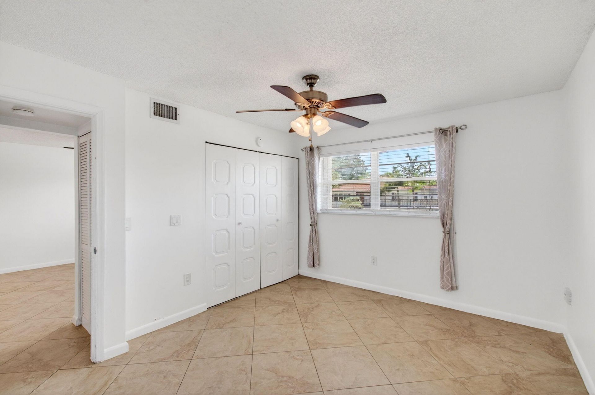 600 SW 2nd Avenue, Unit 240, Boca Raton, FL 33432 Photo