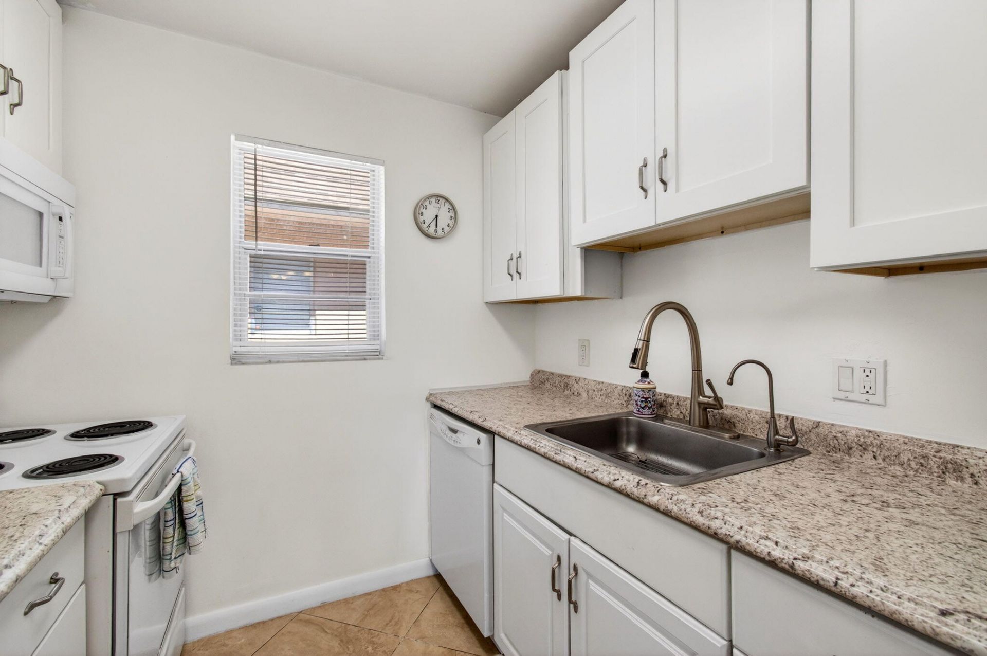 600 SW 2nd Avenue, Unit 240, Boca Raton, FL 33432 Photo