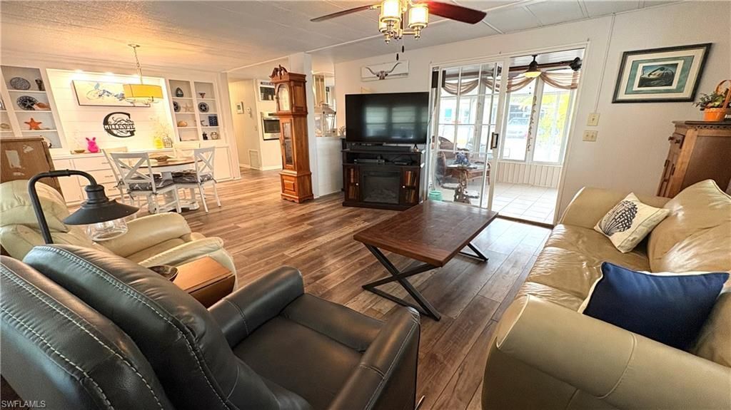 16049 Hibiscus Way, North Fort Myers, FL 33903 Photo