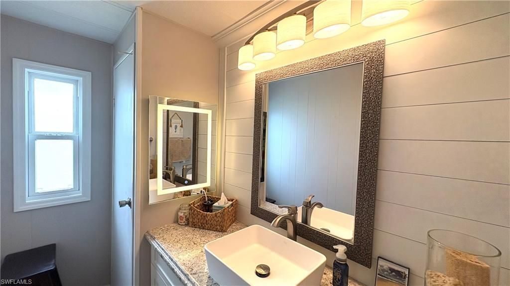 16049 Hibiscus Way, North Fort Myers, FL 33903 Photo