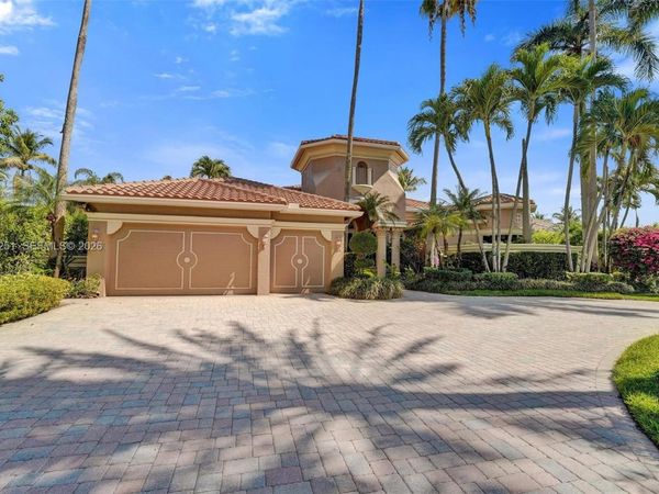 10813 Blackhawk St , Plantation, FL 33324