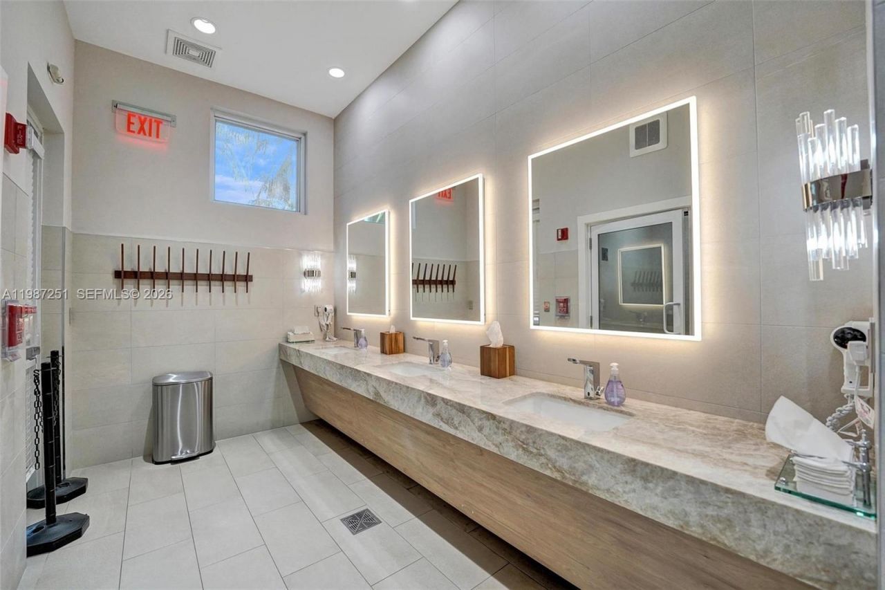 10813 Blackhawk St , Plantation, FL 33324 Photo