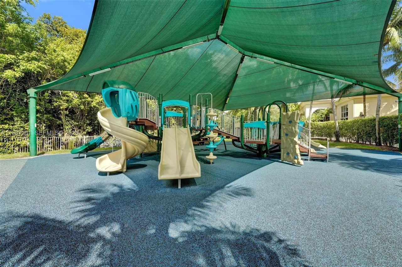 10813 Blackhawk St , Plantation, FL 33324 Photo