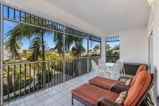 160 Palm St, Unit 312, Marco Island, FL 34145 Photo