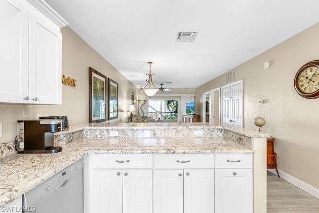 160 Palm St, Unit 312, Marco Island, FL 34145 Photo